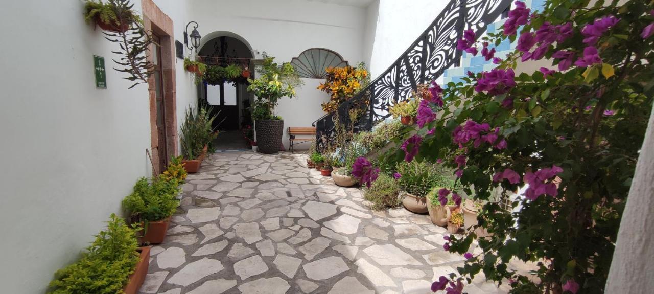 El Jardin De La Abuela Hotel เกเรตาโร ภายนอก รูปภาพ