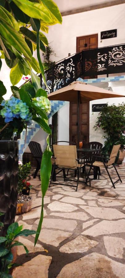 El Jardin De La Abuela Hotel เกเรตาโร ภายนอก รูปภาพ